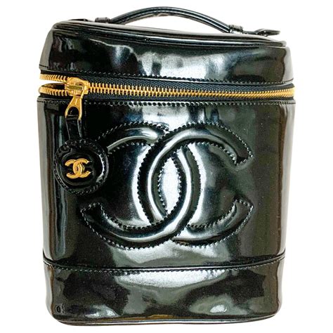 busta chanel per acquisti chanel trucco|Vanity Borsa da trucco CC nera Chanel Nero Pelle ref.1106633.